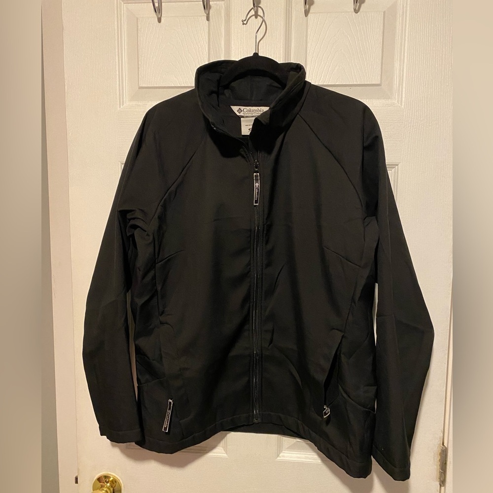 Columbia Black Utility Softshell Jacket